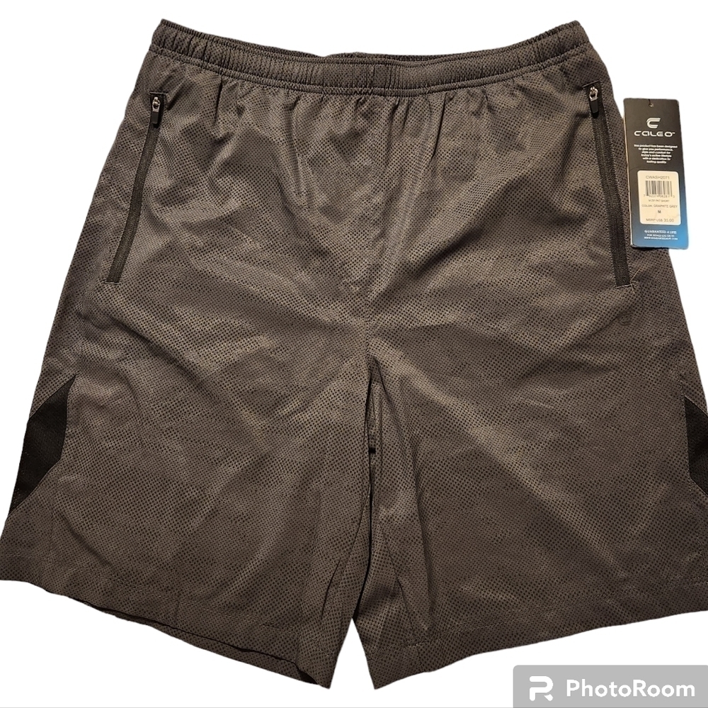 Caleo Men's active shorts size Medium with zip up pockets NWT graphite grey